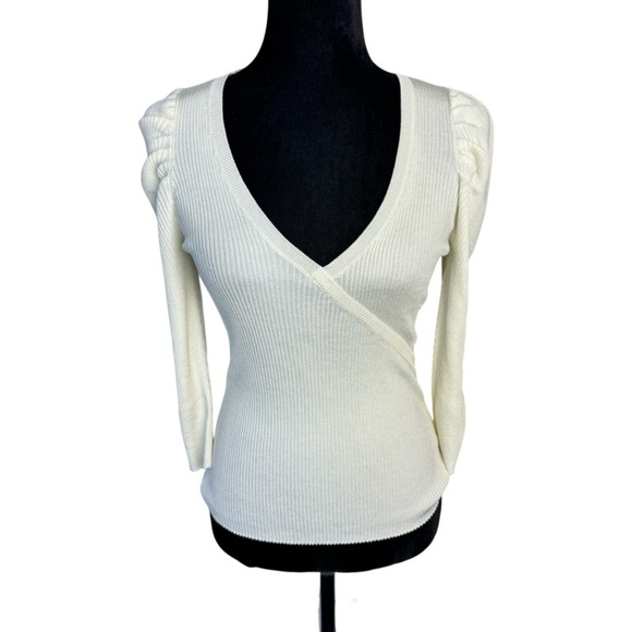 NWT Express v-neck ribbed stretch knit top size S - Picture 1 of 14